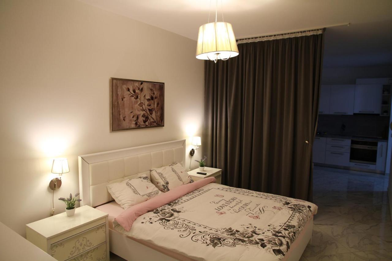 Bella Costa Apartment Dobra Voda Exterior photo