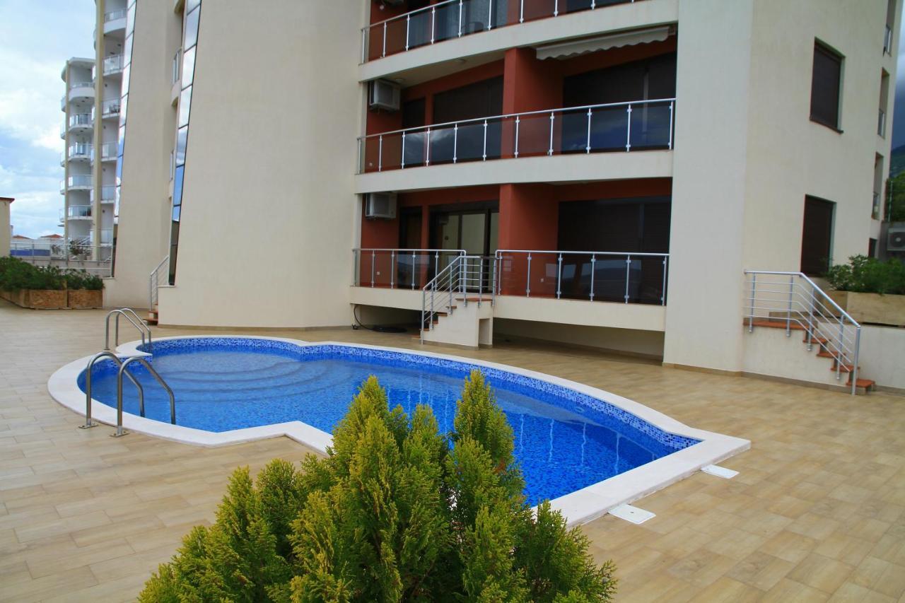 Bella Costa Apartment Dobra Voda Exterior photo