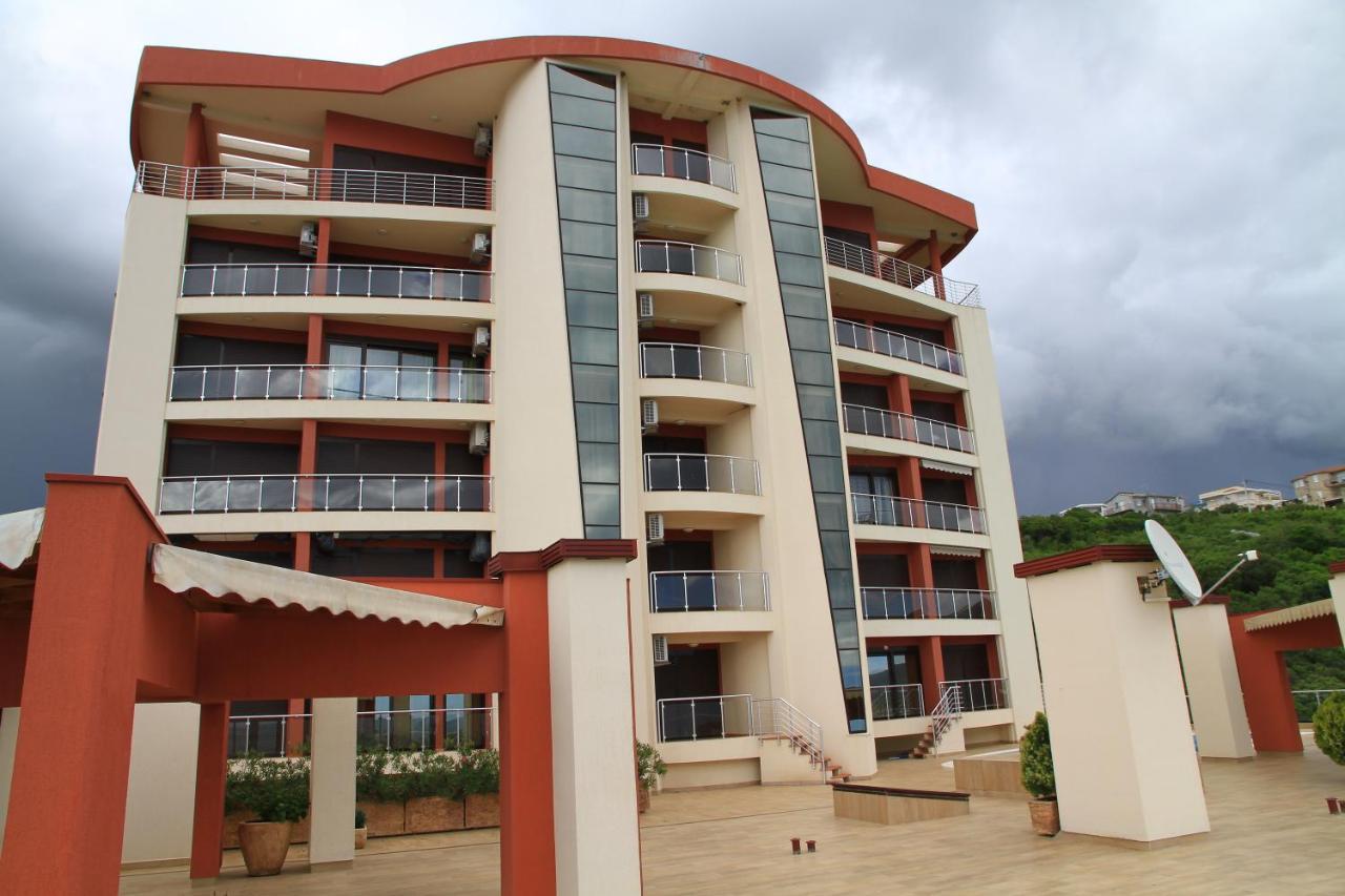 Bella Costa Apartment Dobra Voda Exterior photo