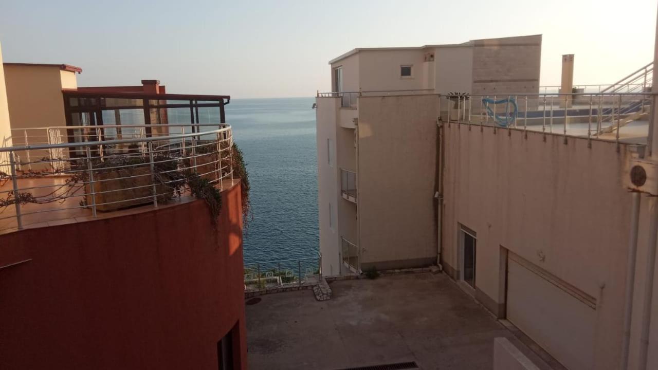 Bella Costa Apartment Dobra Voda Exterior photo
