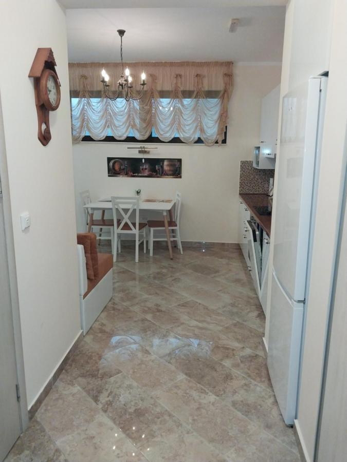 Bella Costa Apartment Dobra Voda Exterior photo